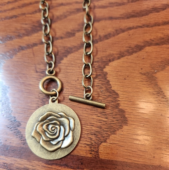 Paparazzi Beautifulllt Belle Brass Necklace and Earrings - Picture 2 of 3